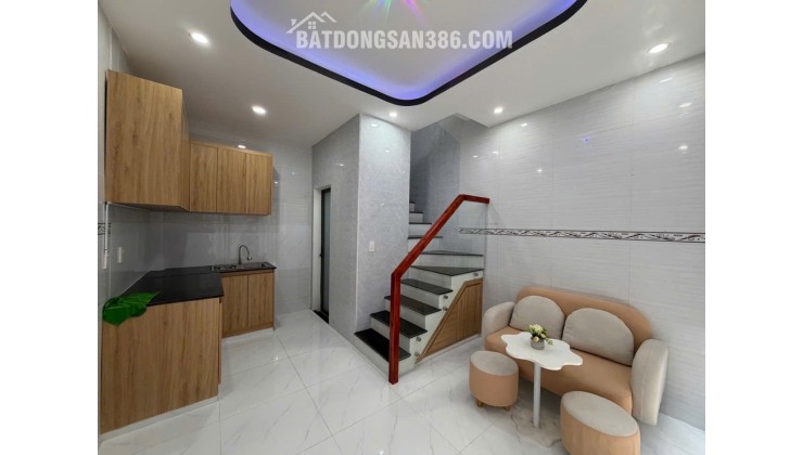 Sát mặt tiền Phú Thọ Hoà - 3 tầng mà chỉ với 2Đ hơn